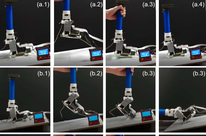 A tactile sensing foot to increase the stability of legged robots