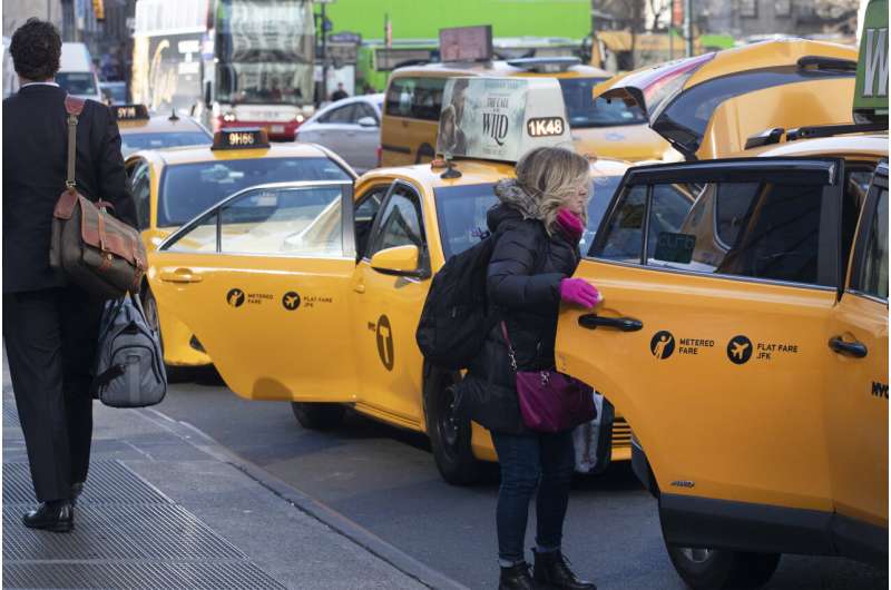 After years of rivalry, Uber puts NYC taxi cabs on its app