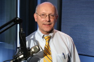 Bill Schrier, the former Seattle CTO, offers his perspective on the city's new municipal broadband report on this week's show.