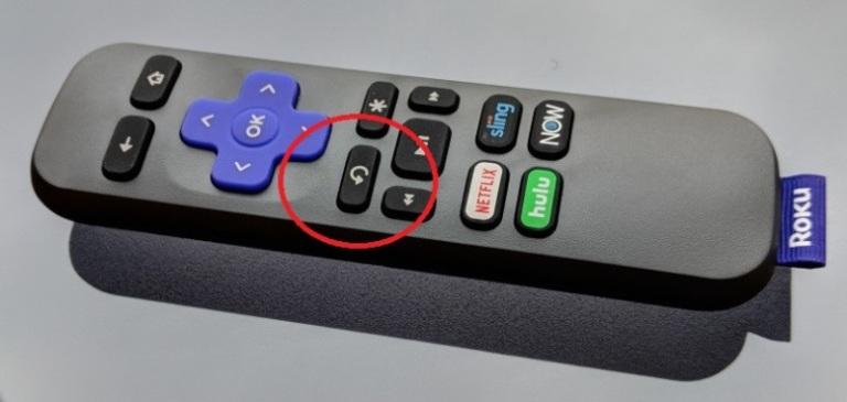 Roku remote with replay button circled