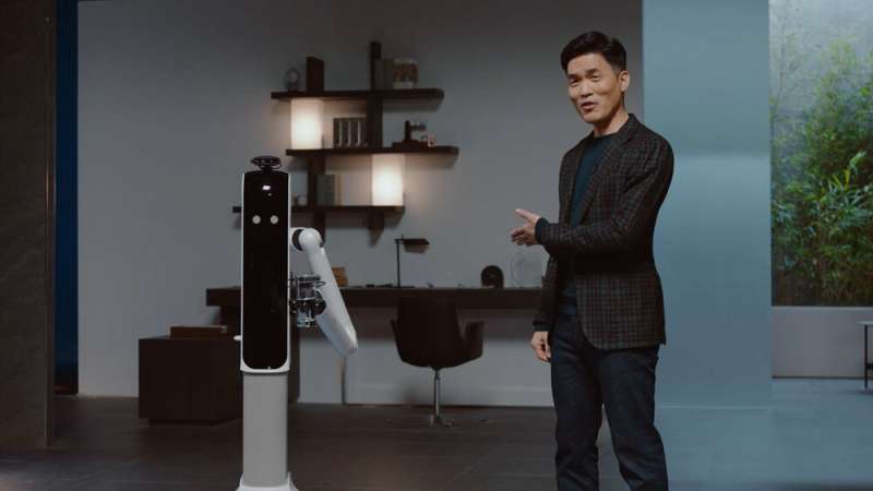 Samsung robot feeds you and helps with the laundry